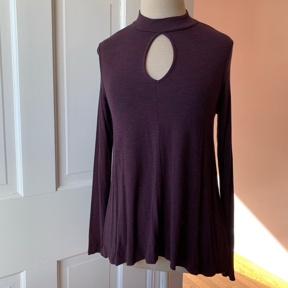 American Eagle Long Sleeve Shirt